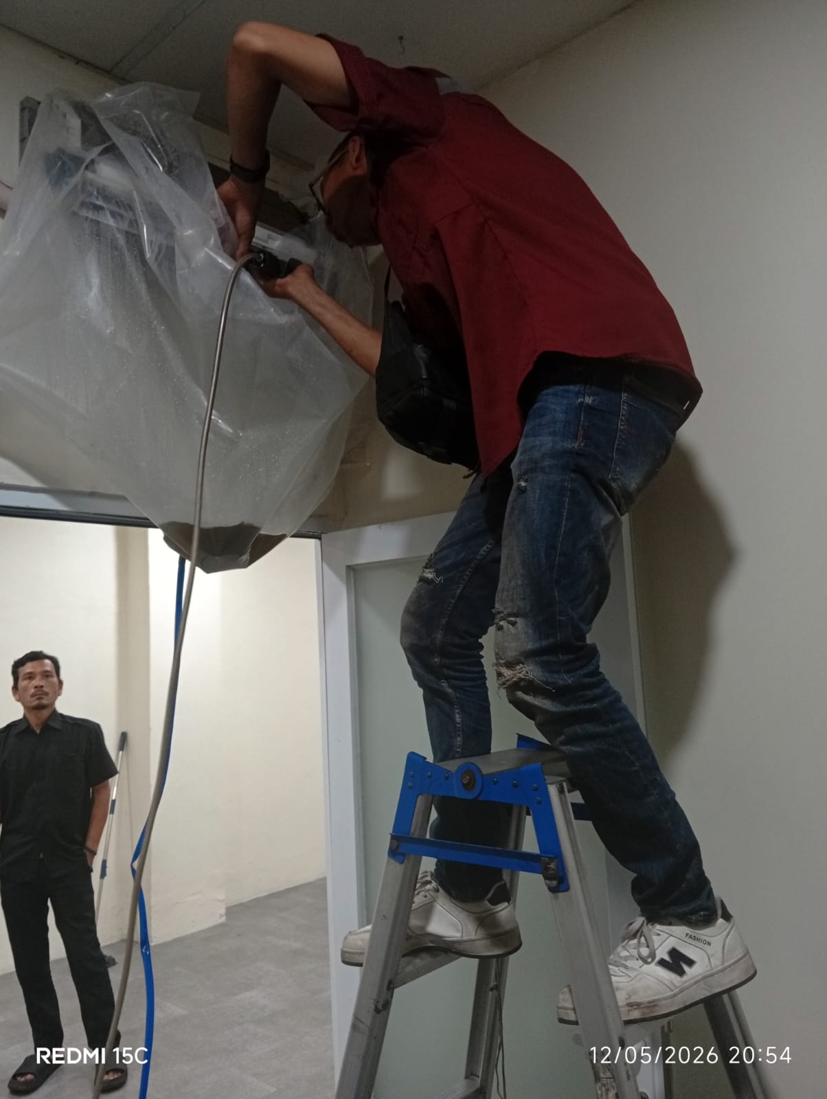 Instalasi unit indoor baru